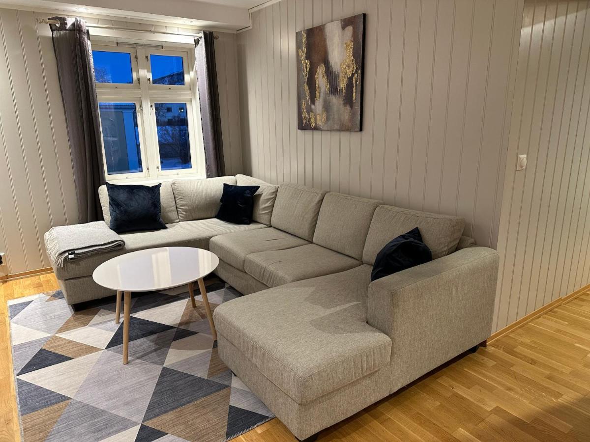 Stetind - Modern Apartment With Free Parking Нарвик Екстериор снимка