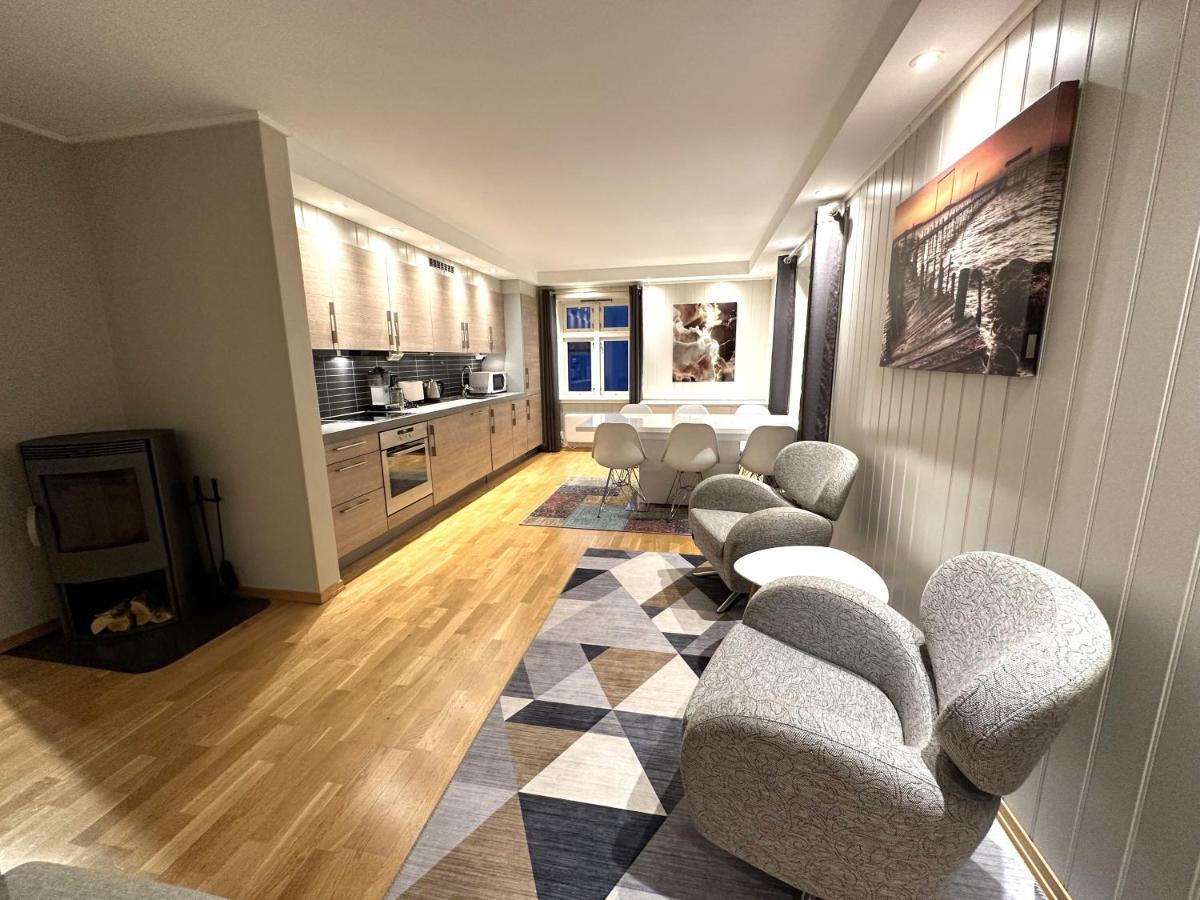 Stetind - Modern Apartment With Free Parking Нарвик Екстериор снимка