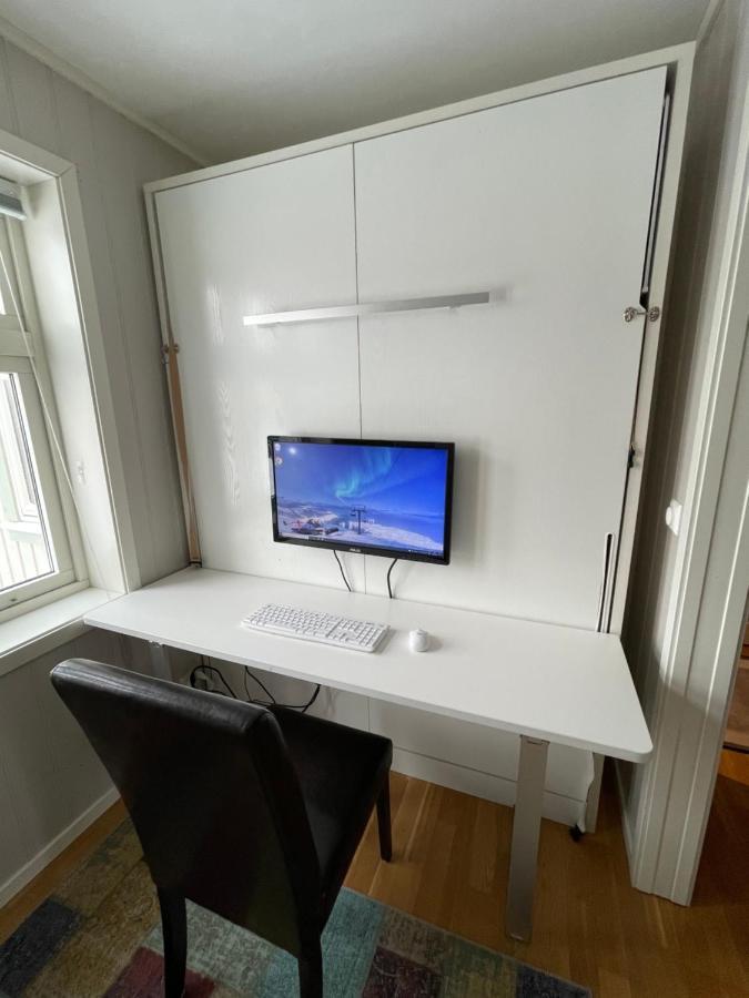 Stetind - Modern Apartment With Free Parking Нарвик Екстериор снимка